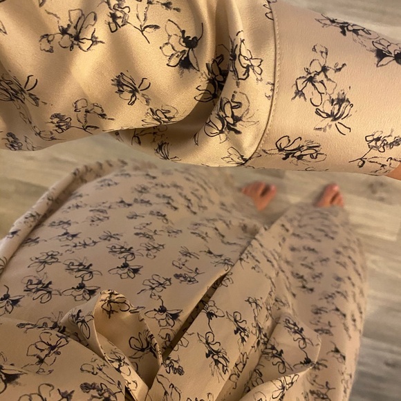 OAK + FORT Dresses & Skirts - Oak + Fort Button up dress with belt